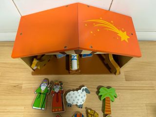 Belén de madera infantil