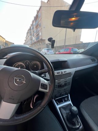 Opel Astra Gtc