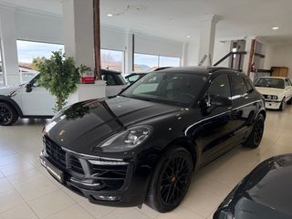 Porsche Macan gts 2017