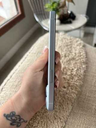 iPhone 15 Azul Cielo