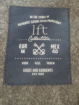 Chaquetón gris con capucha. T. M. NUEVO