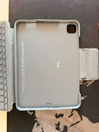 Custodia Logitech Folio Touch per iPad Pro 11"