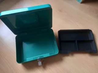 Caja de caudales para dinero en efectivo