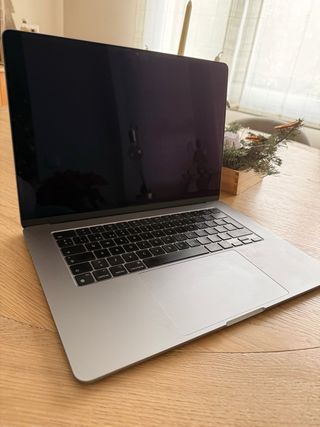 MacBook Air Plateado 16Gb SSD 512 15 pulgadas