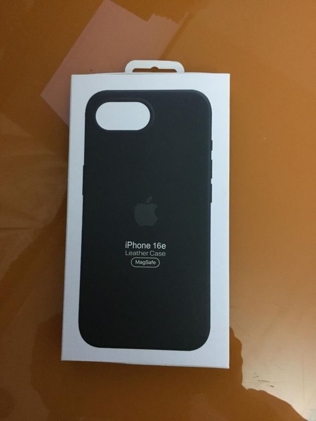 Fundas Apple iPhone Piel (Varias)