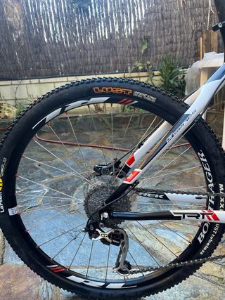 Bicicleta Trek 9.8 Carbono Montaña