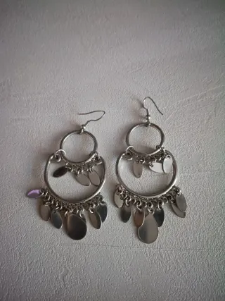 Orecchini pendenti a cerchio