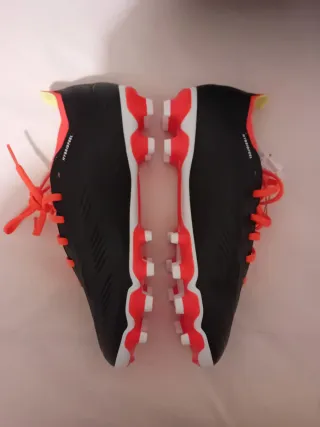 Botas Fútbol Adidas Predator Talla 40,SIN ESTRENAR