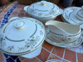 Vajilla Royal Doulton Adrienne 40 Piezas