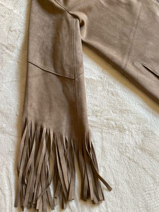 Chaqueta Zara Beige con Flecos