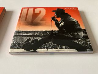 U2 Libro Ilustrado y Disco Entrevista No Oficial