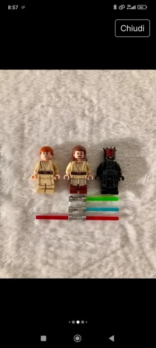 Set Lego con 3 minifigure autentiche.