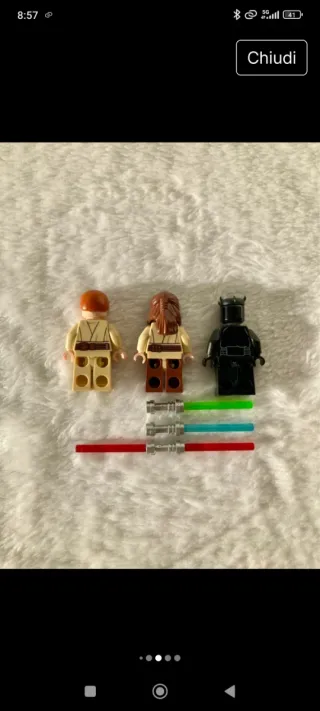 Set Lego con 3 minifigure autentiche.