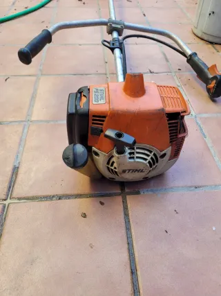 Desbrozadora Stihl FS 200