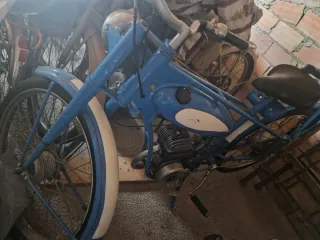 Lanch 74 Moto Clásica Azul
