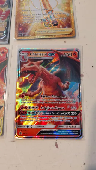Carte Pokemon V, VMAX, GX e Allenate
