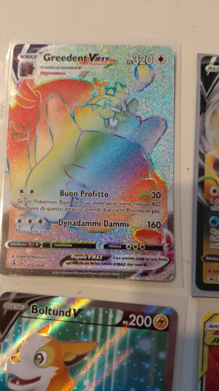 Carte Pokemon V, VMAX, GX e Allenate