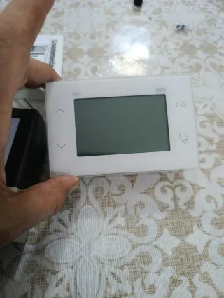 Termostato VEMER VE788600 WiFi Batteria