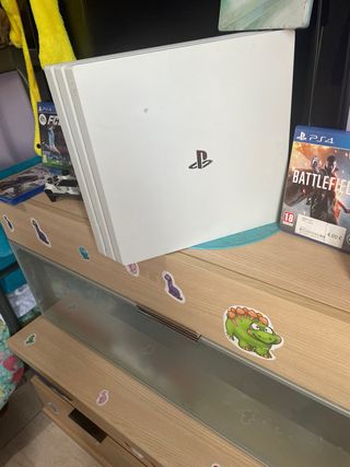 Consola Sony PS4 Pro Blanca