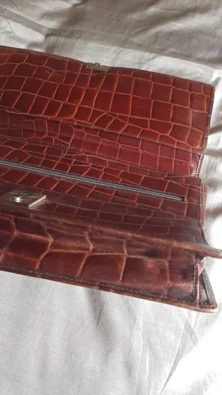 Maletín  portafolios de Piel  Cocodrilo con llave