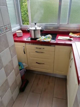 Puertas de cocina lacadas beige