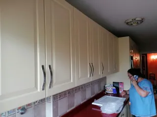Puertas de cocina lacadas beige