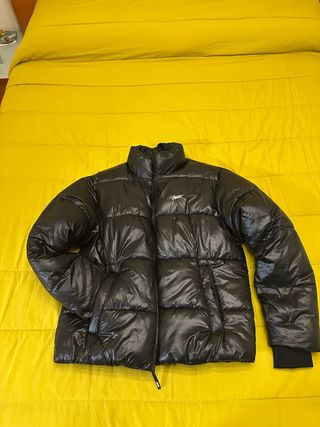 Abrigo Negro Brillante