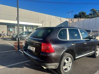 Porsche Cayenne 2005