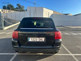 Porsche Cayenne 2005