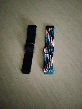 Correas de reloj negras y multicolor