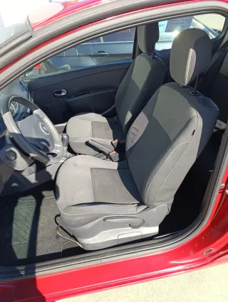 OFERTA SOLO 10 DIAS!! Renault Clio 2010