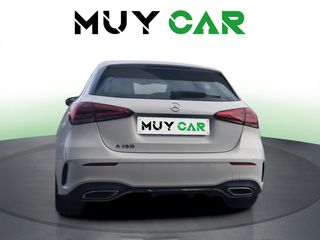 Mercedes-Benz Clase A 180 100 kW (136 CV)