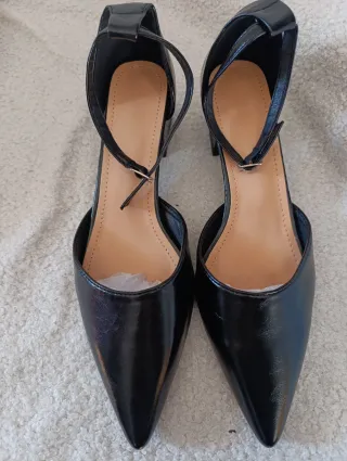 Zapatos de tacón negros