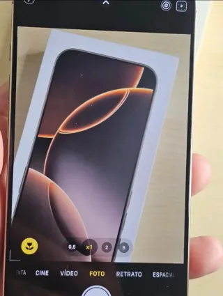 iPhone 16 Pro 256GB Dorado