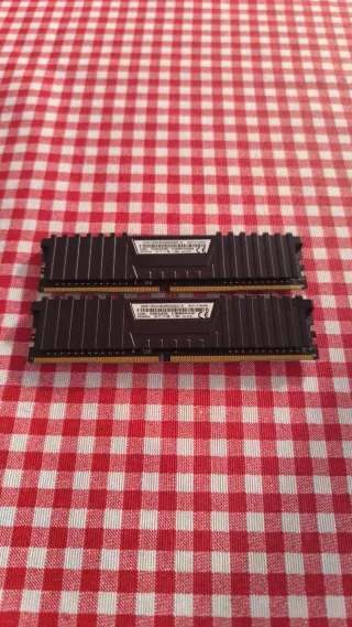 Corsair Vengeance LPX DDR4