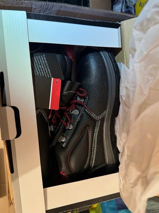 Zapato de seguridad Bellota Talla 42