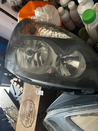 Pareja Faros Clio 2001-2005