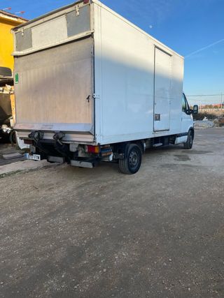 Tengo camión grande para mudanzas, trasportes.