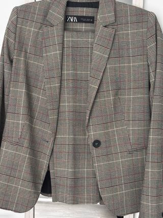 Traje Zara Chaqueta y Pantalón Cuadros