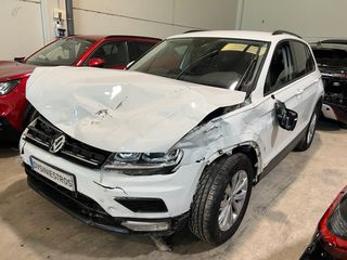 Volkswagen Tiguan 2016 ACCIDENTADO!