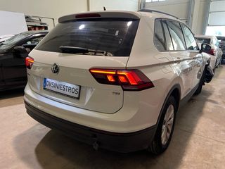 Volkswagen Tiguan 2016 ACCIDENTADO!