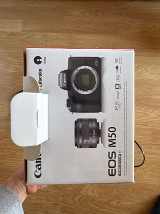 Canon EOS M50 con micrófono RODE