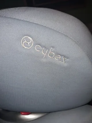 Silla coche Isofix (marca Cybex)