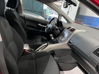 Toyota Auris 2010