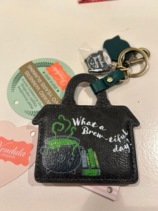 Vendula London Shakespeare's Theatre Charm