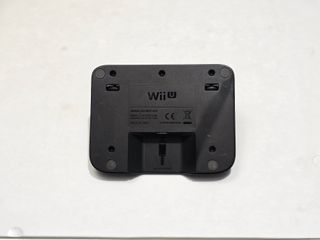 Base di supporto e ricarica per Gamepad Wii U