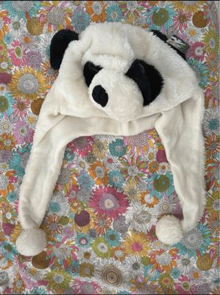 Gorro panda peluche