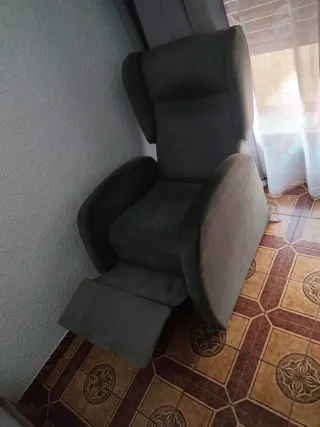 Sillón relax gris tela