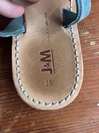 Abarcas J&M Azul Talla 36 2 abarcas talla 36.