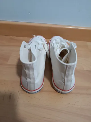 Zapatillas altas blancas